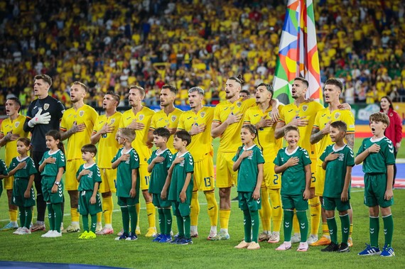 Echipa naţională de fotbal a României joacă pentru primul loc în Liga Naţiunilor. Cine transmite meciul Lituania - România?