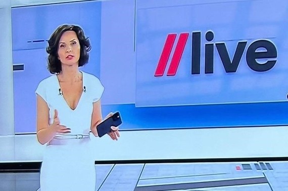 Jurnalista Roxana Lăzărescu a revenit la Digi24. „Televiziunea nu te lasă, te cheamă înapoi. Digi 24 a fost o alegere făcută cu inima”