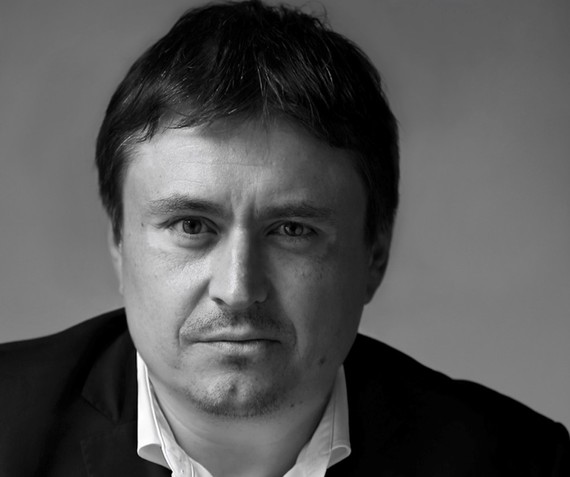 Cristian Mungiu şi Pro TV au dat startul înscrierilor la concursul de scenarii Write a Screenplay For