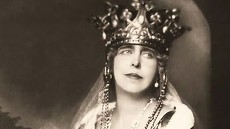 Emisiunea Ora Regelui vine cu ediţii noi. Amănunte din cartea-mărturie scrisă de Regina Maria, în prima ediţie