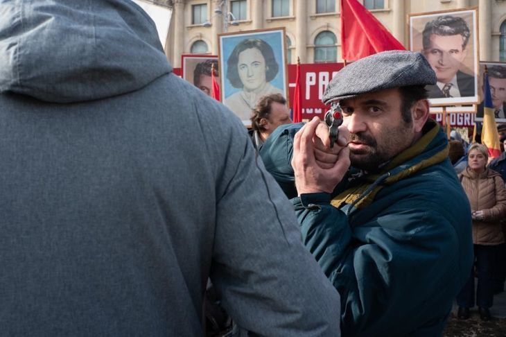 Paginadeseriale. Caravana Cinematografică „Anul Nou care n-a fost” ajunge în patru oraşe din România. Intrarea este liberă