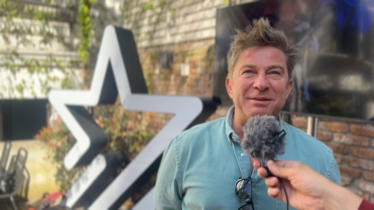 VIDEO. Pavel Bartoş despre filmele pe care urmează să le lanseze. „Proiectul meu de suflet pentru care am filmat două luni este Ramon, filmul de Crăciun. Este ceva între Singur acasă şi Harry Potter”