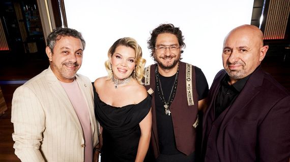 Chefii Sorin Bontea, Florin Dumitrescu şi Cătălin Scărlătescu se pregătesc pentru un nou sezon Masterchef. Filmările au început deja într-un nou decor