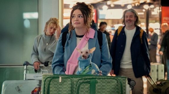 Paginadeseriale. Too Much (Prea mult), o nouă producţie care va fi lansată în iulie pe Netflix