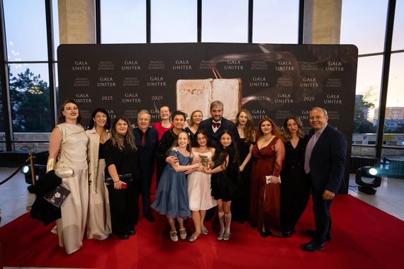PARTENERIAT. „Matilda, the Musical”, în regia lui Emil Pantelimon, a primit premiul pentru cel mai bun spectacol pentru copii la Gala Premiilor UNITER