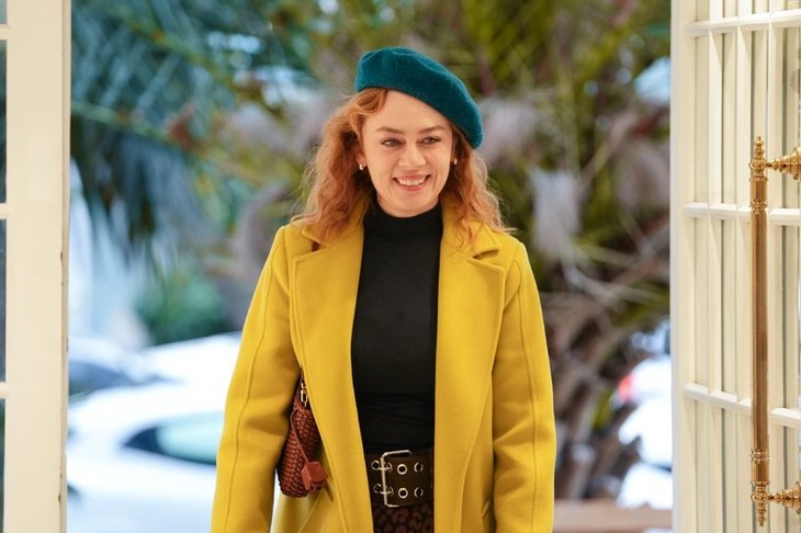 Demet Evgar / foto: https://www.showtv.com.tr/show-tv-dizi/galeri/505296-bahar-25-bolum-fotograflari