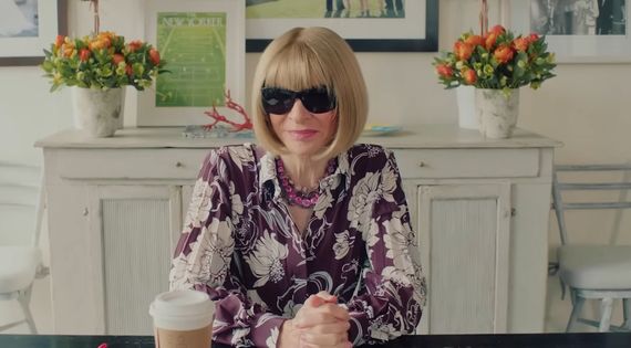Mutare istorică în presă. Anna Wintour se retrage de la conducerea Vogue, după 37 de ani