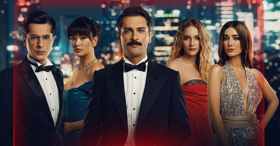 Paginadeseriale. Serialul turcesc Adevărul ascuns va avea premiera la Happy Channel, dar continuarea va fi pe Antena Play