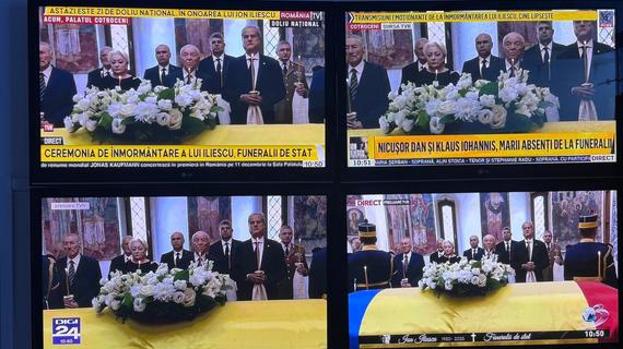 CAPTURI LA MINUT. Cine NU transmite funeraliile lui Ion Iliescu? Dintre marile staţii, doar Kanal D nu e în direct. Postul turcesc nu a difuzat, în trecut, nici paradele de Ziua Naţională 1 Decembrie