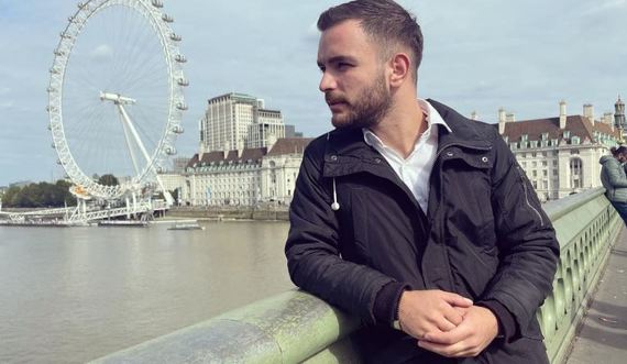 Fostul şef al ştirilor Metropola şi fosta directoare de comunicare a partidului lui Sebastian Ghiţă îşi fac podcast