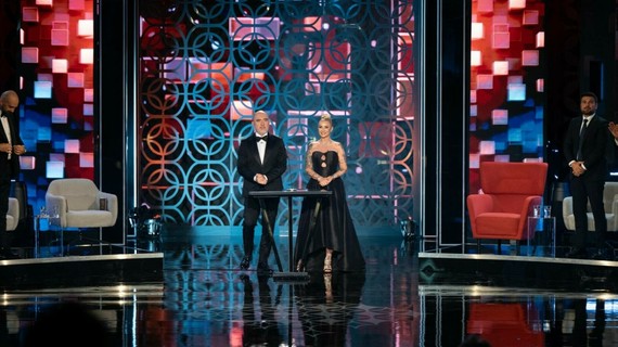Pro TV dă startul show-ului La bine şi la Roast. Anamaria Prodan, prima invitată