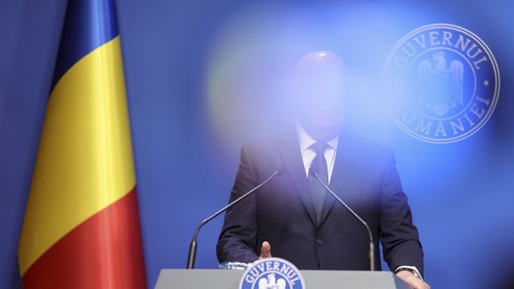 Fotojurnaliştii de la Inquam cer premierului Bolojan accesul la debutul şedinţelor de Guvern. „Un lucru atipic de la Revoluţie încoace”