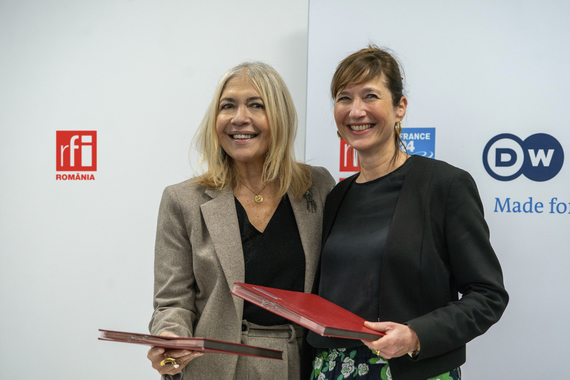 Acord între RFI şi Deutsche Welle semnat la Bucureşti de directoarele generale ale companiilor. Redacţiile, în acelaşi "hub"