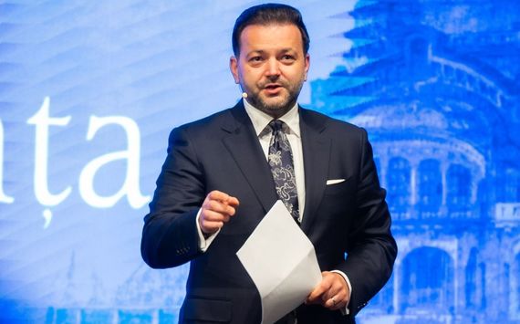 Mihai Morar, răspuns după fotografia cu Ilie Bolojan: „Nu-mi aleg partenerii de viaţă, profesie sau cină după funcţie sau popularitate, ci după valori.”