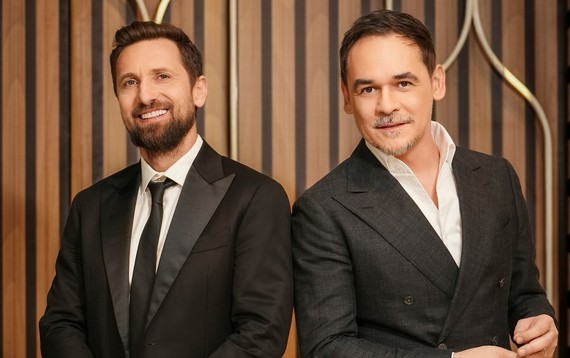 Răzvan şi Dani pornesc (iar) în căutarea celei mai sexy mămici. Cum te înscrii?