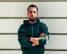 România TV şi Realitatea Plus pierd în instanţă în faţa activistului civic Radu Hossu. Are de primit daune de zeci de mii de euro