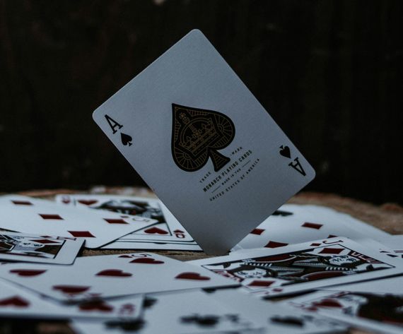 Organizaţia care reuneşte 85% dintre publicaţiile online vrea în continuare publicitate la pariuri. Ce spune într-o scrisoare către Parlament