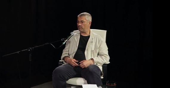 LIVE din Studiourile Paginademedia.ro.  
Totul despre schimbarile de la HotNews cu publisherul Razvan Ionescu
