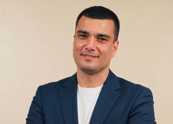 Fostul şef al Ringier, poziţie de conducere la una dintre cele mai mari companii de pariuri din România. Unde merge Andrei Bereandă?