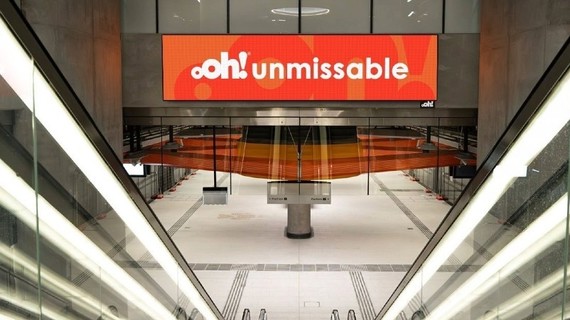 Tranzacţie uriaşă în Outdoorul mondial: o companie a fost cumpărată cu aproape un miliard de dolari!