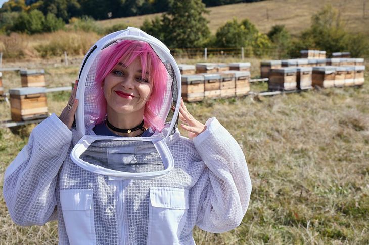 Gianina Corondan ia la întrebări reţetele românilor. Când începe noul sezon „Vizită de lucru” la TVR?