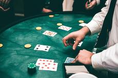O firmă vrea un show de poker la 23:00. CNA trimite scrisoare la Oficiul Jocurilor de Noroc