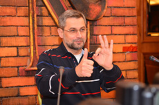 IREAL. Delirul „naşului” Radu Moraru, amendă record: „homosexualul Cioloş”, „bisexualul Cîţu”. Derapaje pe bandă rulantă. Nici CNA-ul n-a scăpat