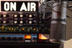 Radio Minisat, din Dâmboviţa, cu 30 de ani vechime, preluat de o mare reţea naţională. Îşi schimbă numele şi grila de programe                              