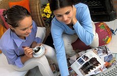 18 Martie. Barometrul Cultural: Aproximativ 90% dintre români se uită lunar la TV şi 55% citesc un ziar