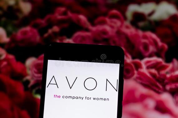 Avon are o nouă agenţie de creaţie şi strategie. Cu cine lucrează?