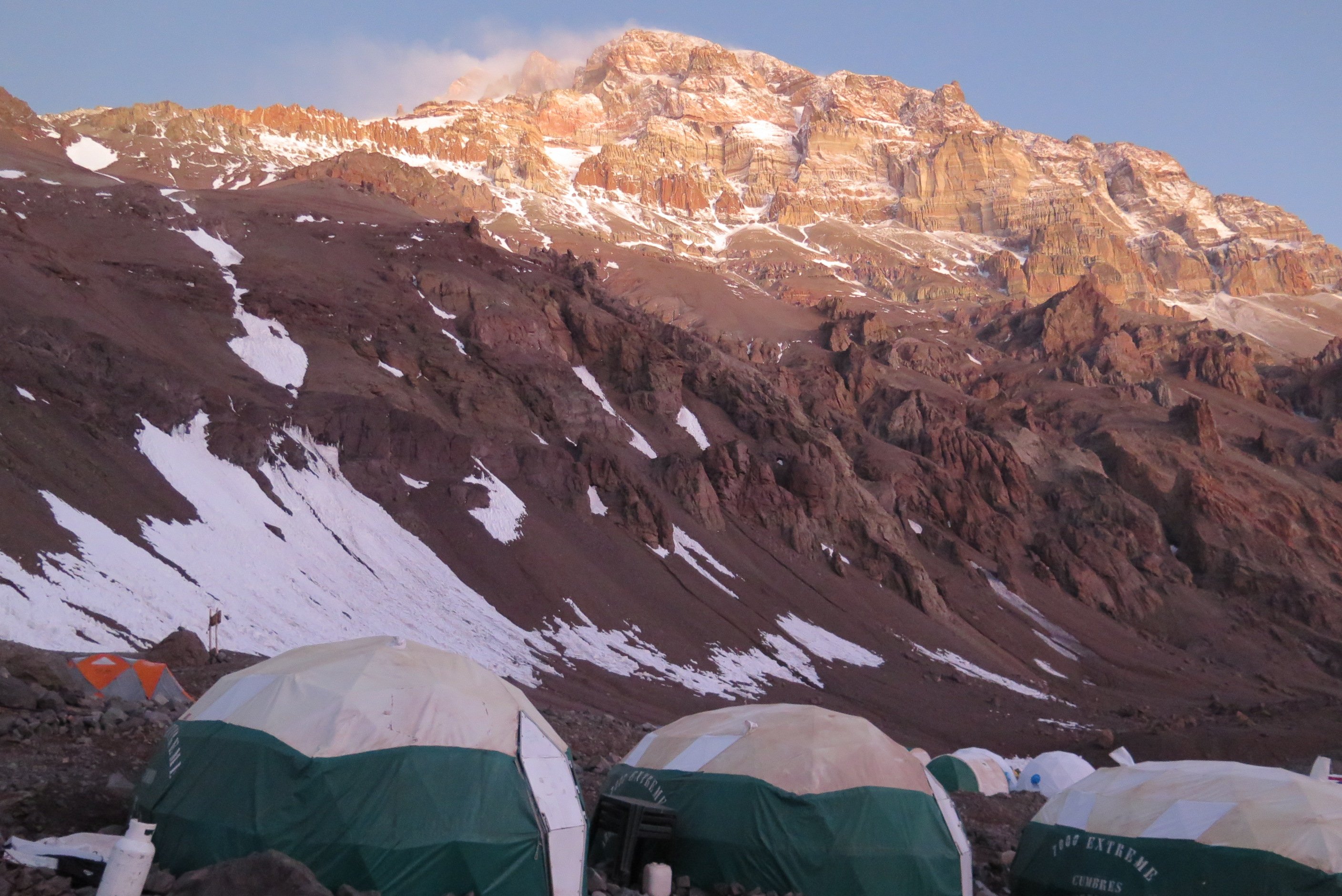 Aconcagua văzut de la tabăra de 4.300 de metri