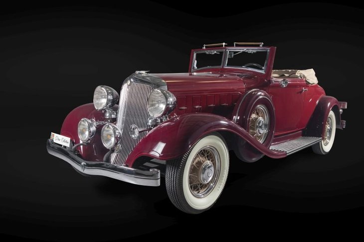 (P) GALERIE FOTO. Maşini de epocă de senzaţie din colecţia Ion Ţiriac, în premieră la Salonul Auto-Moto. Modele conduse de Al Capone, Howard Hughes şi Elton John