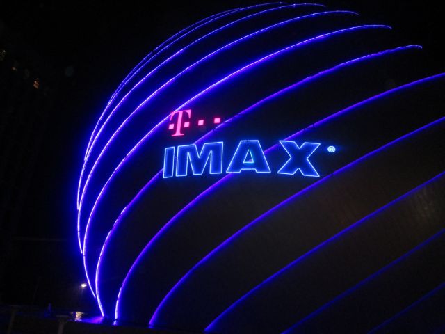 T IMAX