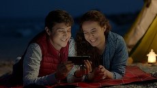 (P) Ce este bingingul? Vezi seriale episod cu episod, fără pauză. “Maratoane” HBO în oferta Vodafone