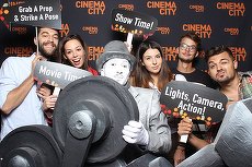 (P) Cinema City România a revoluţionat mersul la cinema