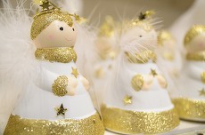 Proiect special. VIDEO. Idei de împodobit bradul. O temă pe argintiu şi auriu: Sparkling Winter