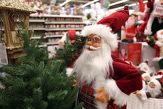 Reportaj VIDEO. Cum vă decoraţi casa de Sărbători? Idei, instalaţii şi decoraţiuni în trend anul acesta (Proiect Special)