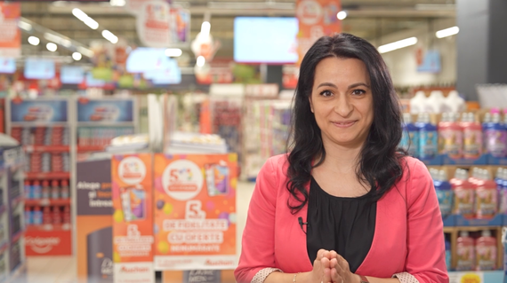 Reportaj VIDEO. Reduceri şi oferte la 5 ani de MyCLUB Auchan. Şi de 50%! Ce găsiţi la preţuri speciale (Proiect Special)