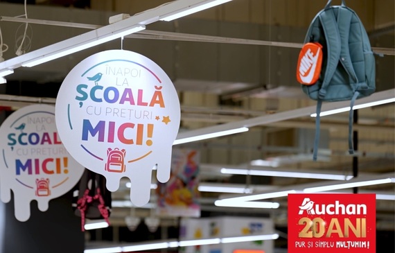 VIDEO. Reciclează hârtia şi poţi avea reducere 20% la caiete! Colecţii noi marcă proprie Auchan la Back to School 2026 (Proiect Special)