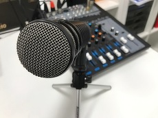 Matinalele radio şi tinerii. Morning Zu, Morning Glory şi Deşteptarea, primele în Bucureşti. Postul public, doar 10% tineri