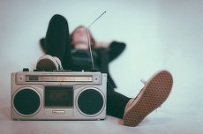 Cele mai ascultate matinale radio: ZU şi postul public se luptă pentru Bucureşti, iar matinalul lui Exarhu e pe patru în Capitală. Rusu şi Andrei, lideri în ţară