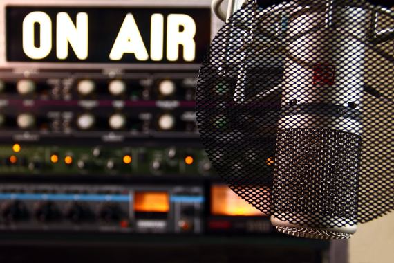 AUDIENŢE RADIO primăvară. Kiss FM, cel mai ascultat radio din ţară, cu peste 2,2 milioane de ascultători. Radio ZU domină în Bucureşti