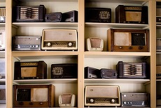 Cele mai ascultate posturi de radio în această primăvară. Kiss FM conduce în toată ţara şi la oraşe. Radio Zu, cel mai ascultat în Capitală. Ce audienţe face postul de radio al Kanal D