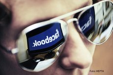 ANALIZĂ. Ce vârste au utilizatorii de Facebook, Twitter si Instagram? Facebook, popular pentru cei între 25 şi 34 de ani. Instagram, creştere spectaculoasă pe targetul foarte tânăr