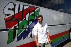Super Trip de pe Pro TV, debut pe locul trei. Emisiunea cu Andi Vasluianu, depăşită de Kanal D şi de Antena 1 pe naţional şi la oraşe. A avut prima poziţie doar pe comercial