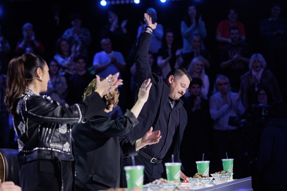 AUDIENŢE Românii au talent. Golden Buzz aproape instant pentru o fetiţă de 12 ani şi audienţe de milioane. Topul posturilor TV