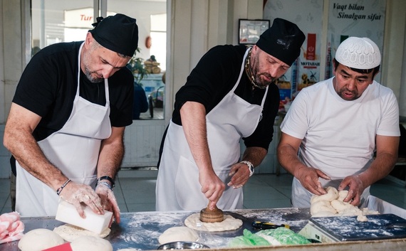 AUDIENŢE. Asia Express, iar peste Masterchef. Burlacii, show-ul nerecomandat minorilor, de pe Pro TV, mult în urma emisiunii de pe Antena 1