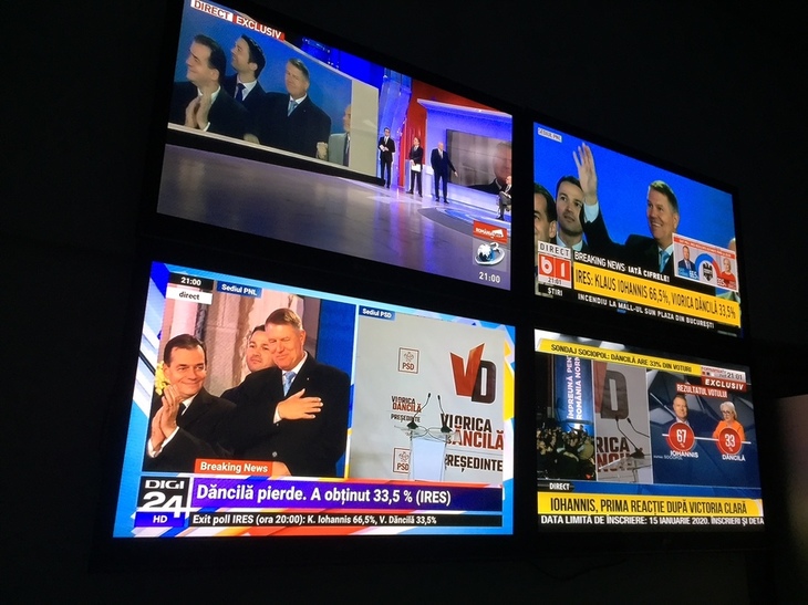 AUDIENŢE. Ce posturi TV au crescut în luna alegerilor? Antena 3, pe plus. Digi 24 - aproape dublare. RTV, pe minus. Cum s-a descurcat Realitatea în prima lună de "Plus"