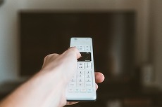 ZI. Vine vara, audienţa scade. Minusuri pentru (aproape) toţi.  Pro TV rămâne primul. Happy Channel, surpriza lunii