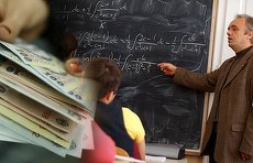 TOP ŞTIRI. Internauţii, interesaţi de noile salarii ale profesorilor şi învăţătorilor